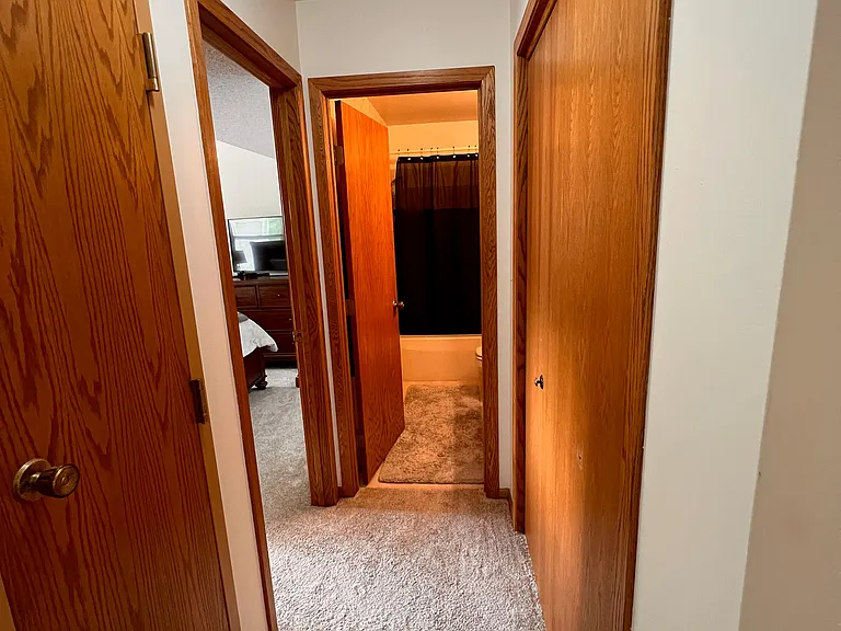 4045 Alberta Dr NE #1 — Photo 31