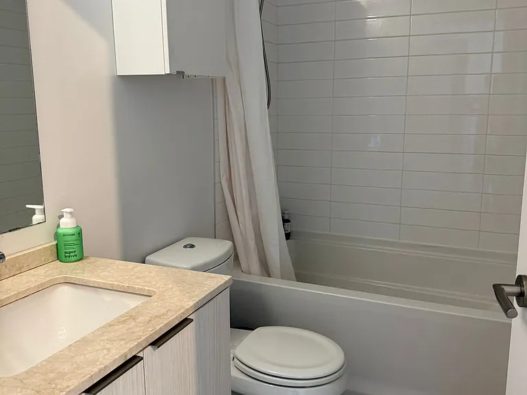 11 Wellesley St W #4212 — Photo 8