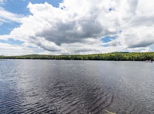 95 Beach Rd, Naples, ME 04055