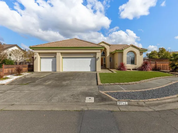 2136 Nyla Place, Santa Rosa, CA 95401