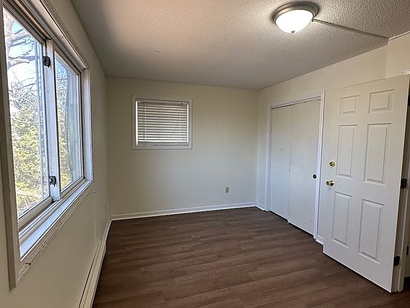 4th image of 31 Hyde St #2