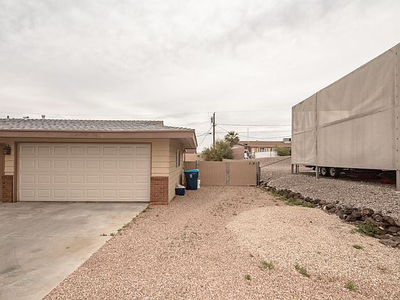 3rd image of 2145 Smoketree Ave N