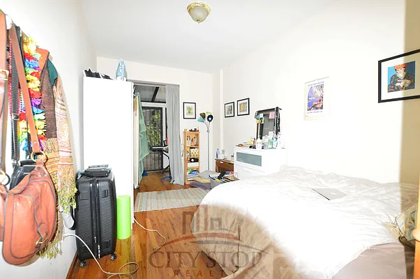 Rented by City Stop Realty | media 13