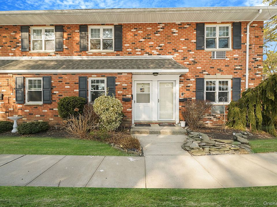1st image of 14 Glen Hollow Drive #E2