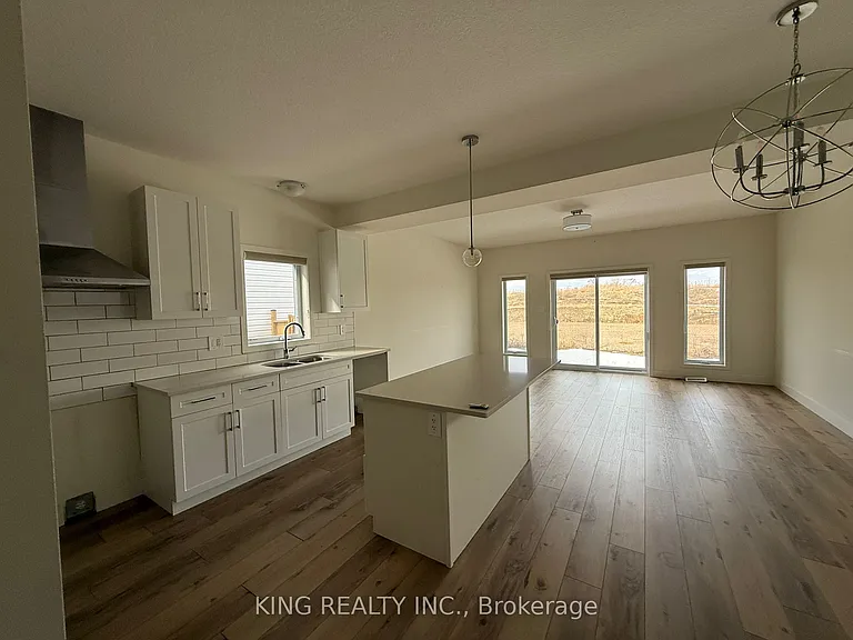 1612 Capri Cres #UPPER — Photo 26