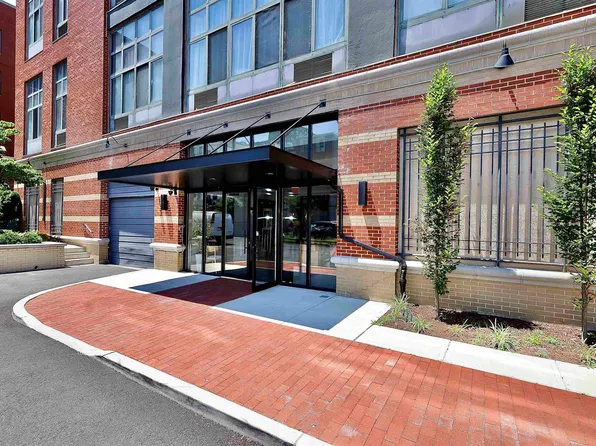 205 10th St APT 8Q, Jersey City, NJ 07302
