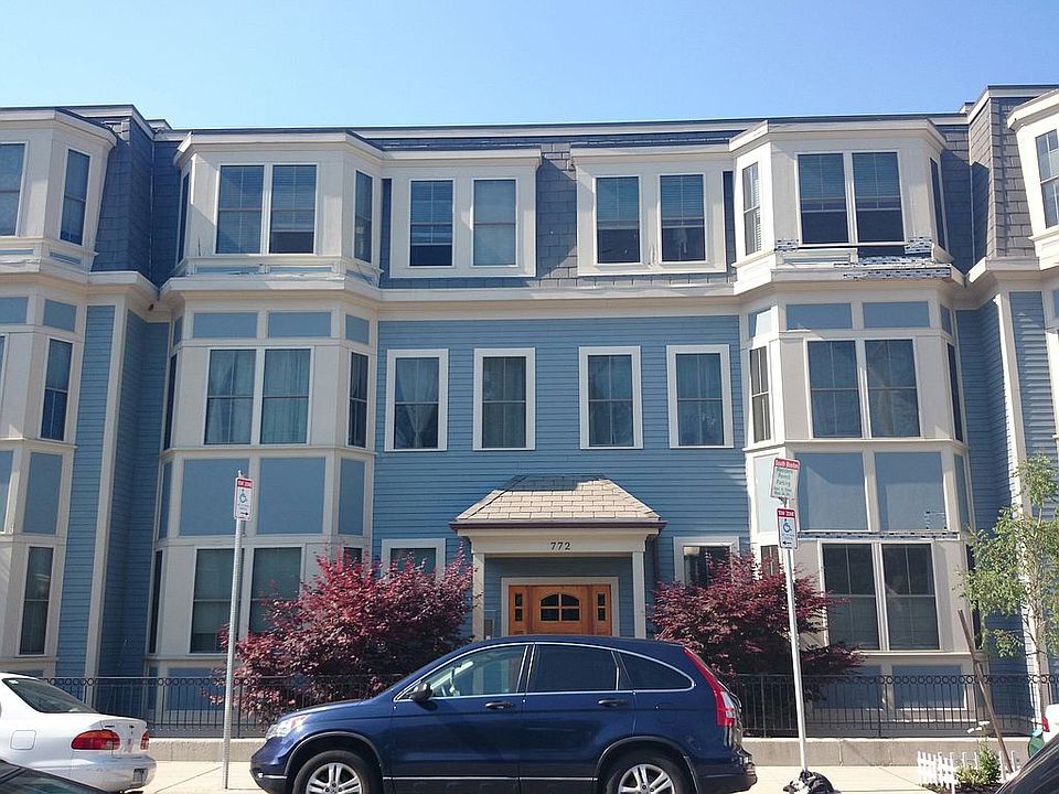 2nd image of 766-780 E 3rd St #774-2
