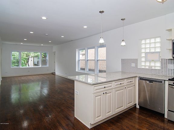 4th image of 1014 N 24th Ave