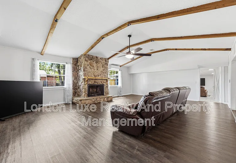 9246 Bearden Rd — Photo 24