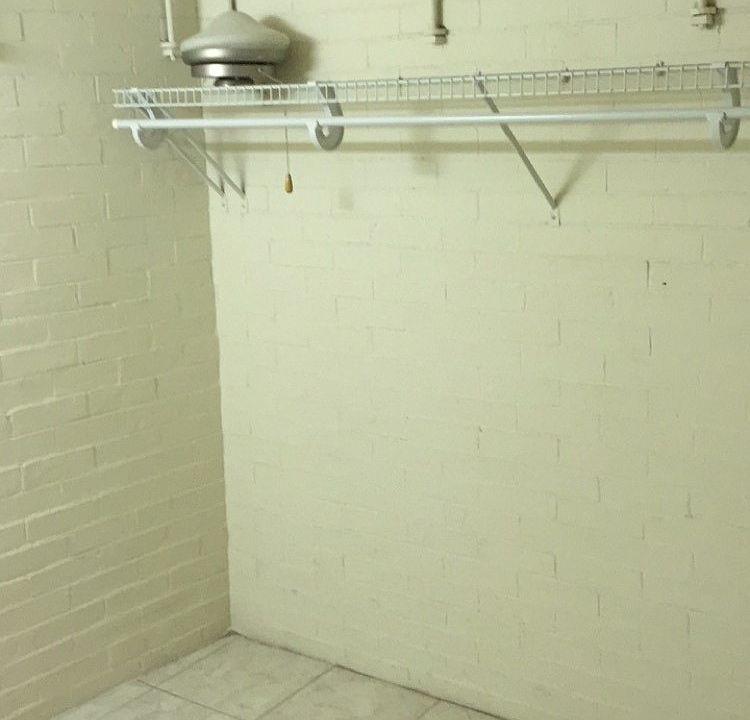 1st image of 1321 1/2 E Main St APT 105
