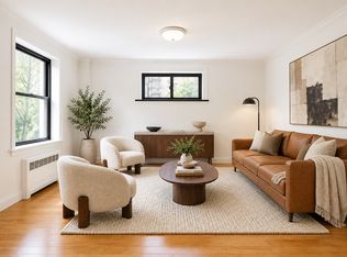 653 9th Ave #6C, New York, NY 10036