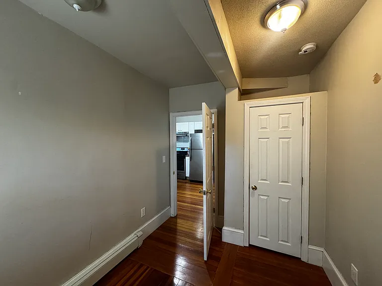 91 Frederick Ave #1 — Photo 5
