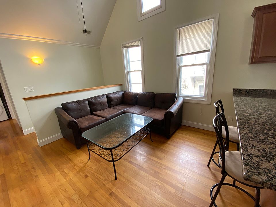 1st image of 504 Lawrence St #2