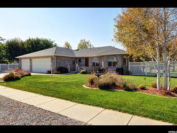 2nd image of 9508 S Dunsinane Dr