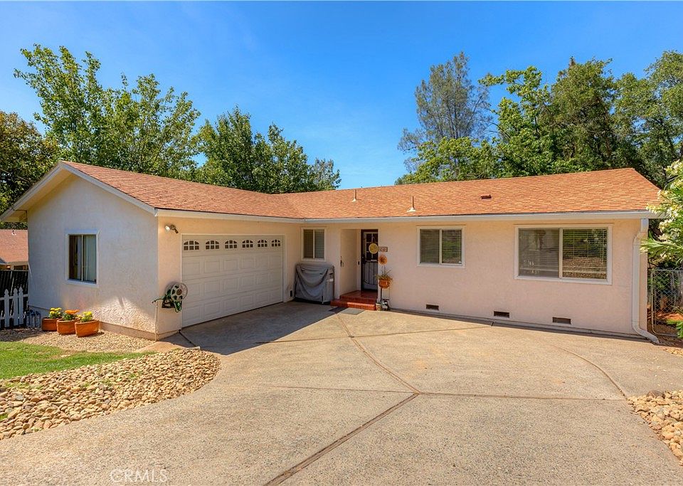 1st image of 24 La Foret Dr