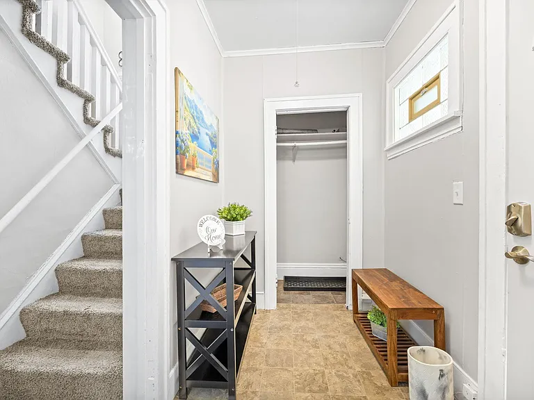 1367 Burr St — Photo 15