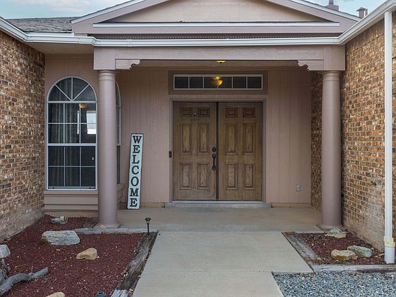 2nd image of 7228 Spruce Mountain Loop NE