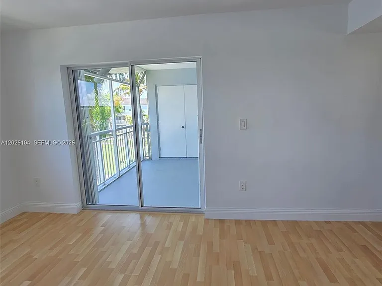 8600 SW 212th St #308 — Photo 16