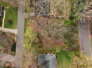 625 Red Fox Trl, Statesville, NC 28677