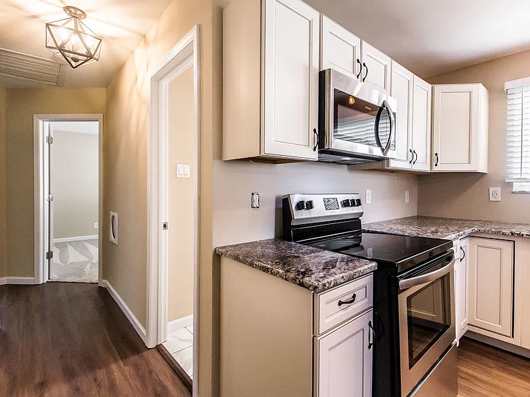 2365 Ida Ln — Photo 7