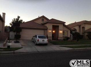 790 Woodcrest St, Bloomington, CA 92316