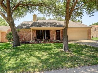 9623 Cannock Chase Dr, Houston, TX 77065