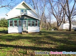 1240 McKnight Rd N, Maplewood, MN 55119