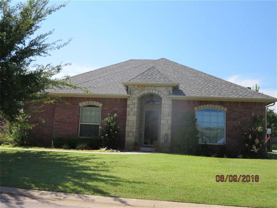 1st image of 2228 Persimmon Dr