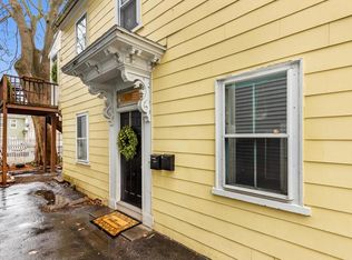 8 Carlton St, Salem, MA 01970