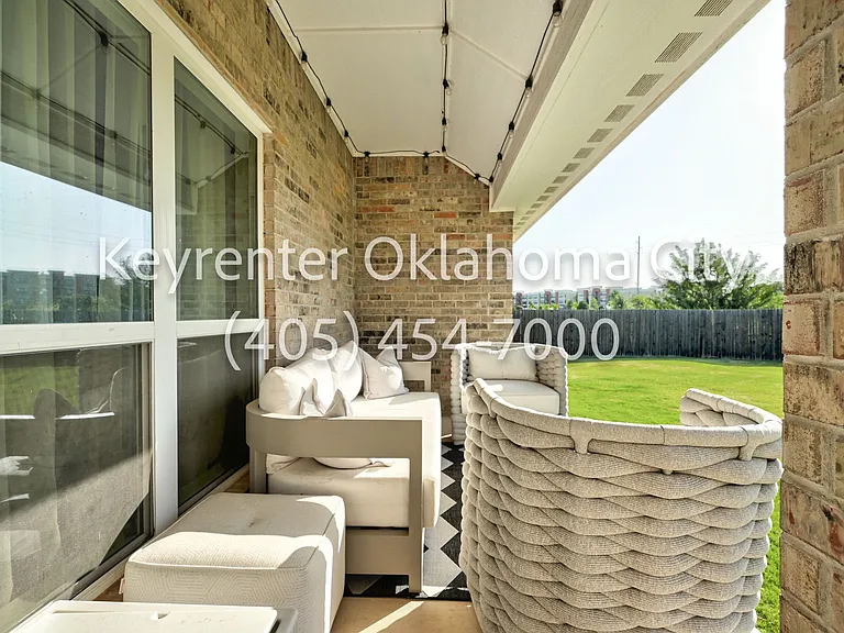 4200 NW 156th Ter — Photo 39