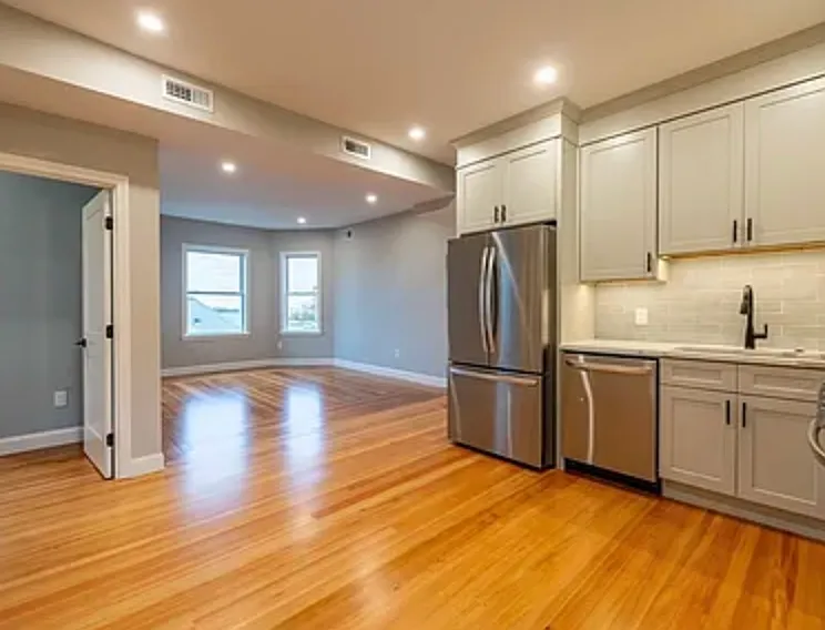 665 Columbia Rd #3 — Photo 1