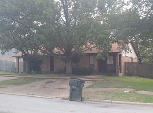 2406B Pecan Ridge Dr, Bryan, TX 77802