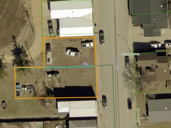 338 Ferry Rd, Miles, IA 52064