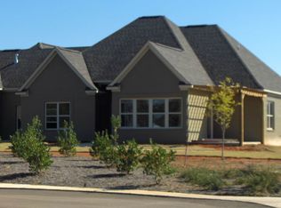 1602 Stonebridge Rd, Oxford, MS 38655