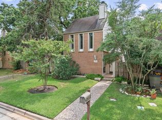2902 Briarcreek Ct, Bryan, TX 77802