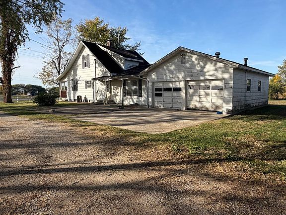 3rd image of 251 Frey Meadows Rd