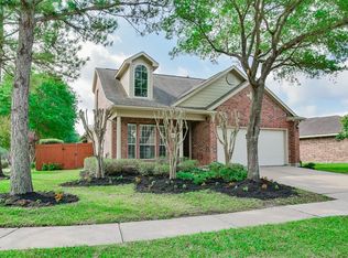 9042 Canton Park Ln, Houston, TX 77095