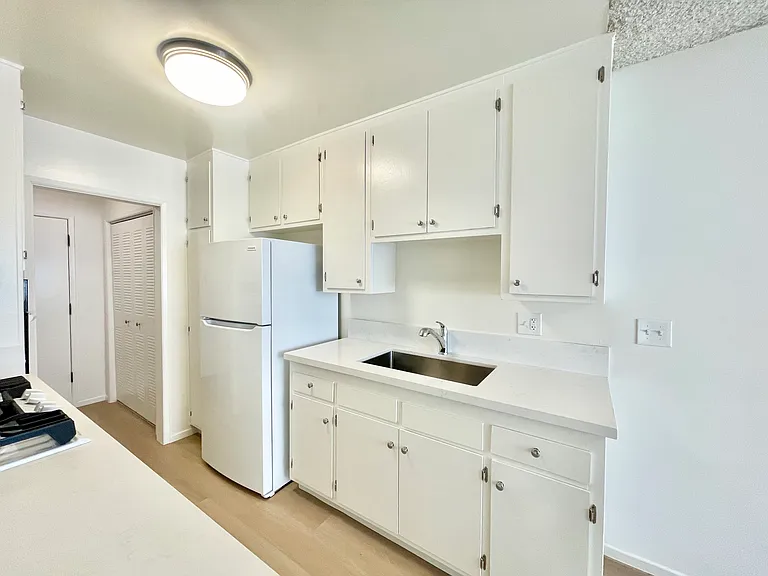 1312 N Curson Ave #2 — Photo 5