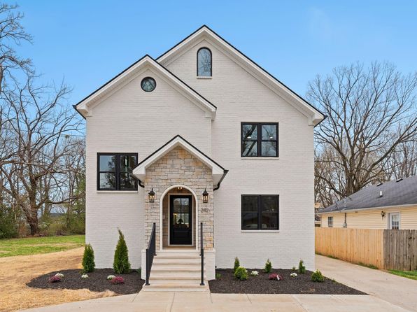 242 W Stephens St, Midway, KY 40347