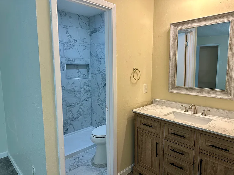 New vanity, updated bathroom (2026)