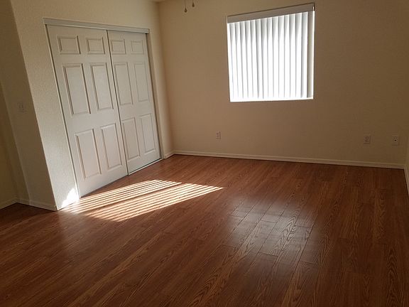 5th image of 3270 Tomahawk Dr Unit 101