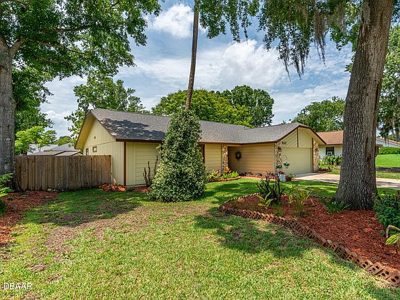 4th image of 922 Mill Road Ln