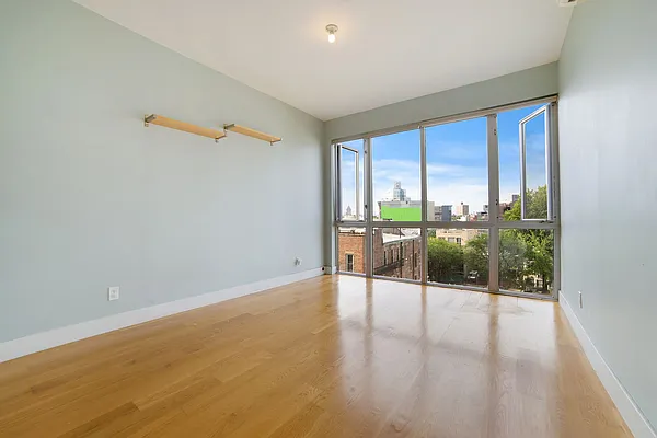 Rented by Compass | media 21