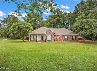 316 Glenfield Lake Rd, Canton, MS 39046