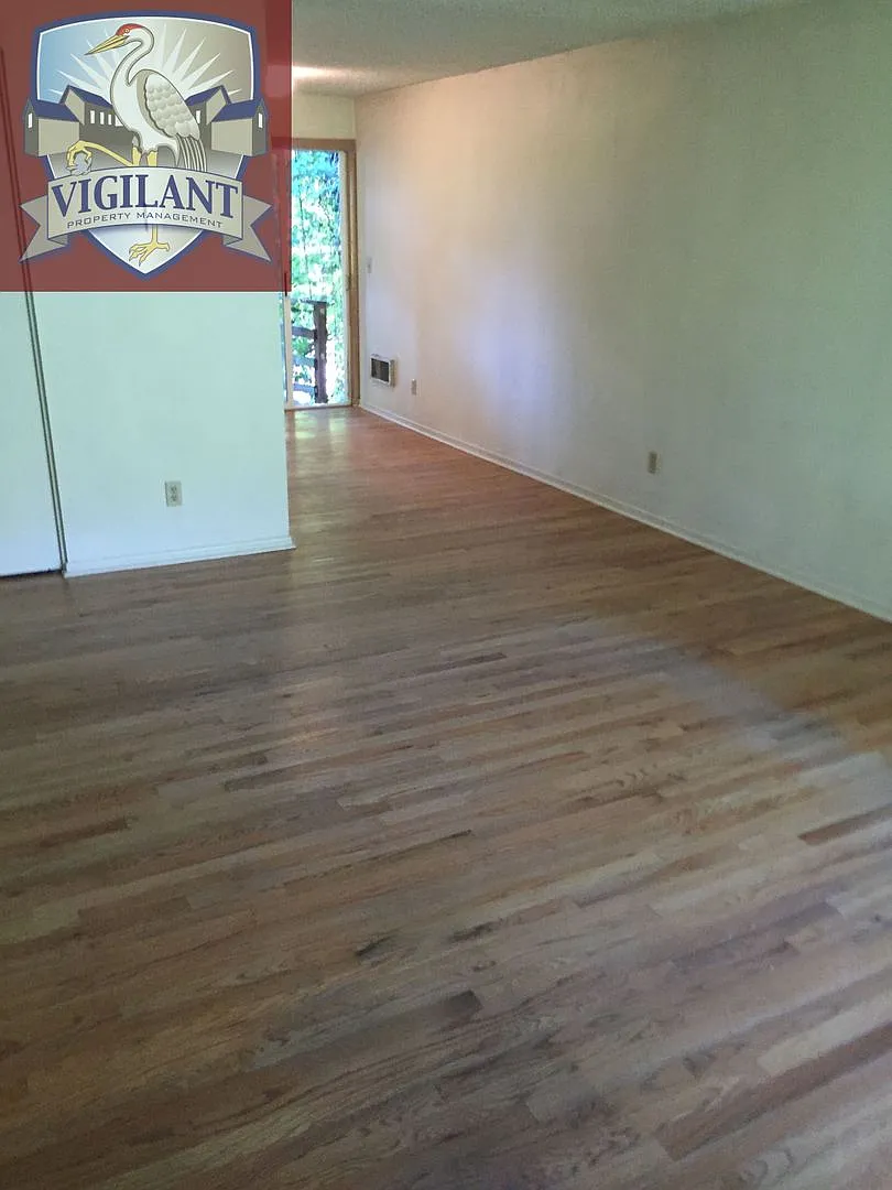 2 bedroom — Photo 4