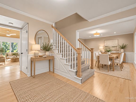 5th image of 550 Longmeadow Cir