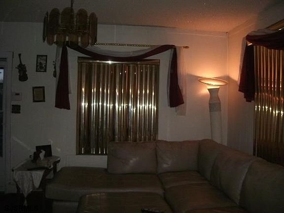 3rd image of 127 South Ave