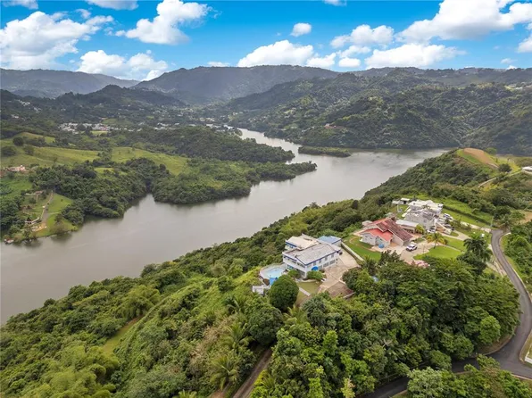 827 Bo Ortiz, Toa Alta, PR 00953