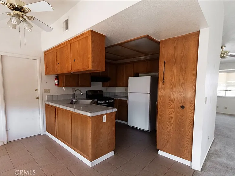 32303 Sapphire Rd — Photo 9