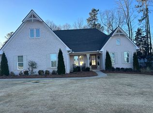 1812 Yarbrough Farms Blvd, Auburn, AL 36830